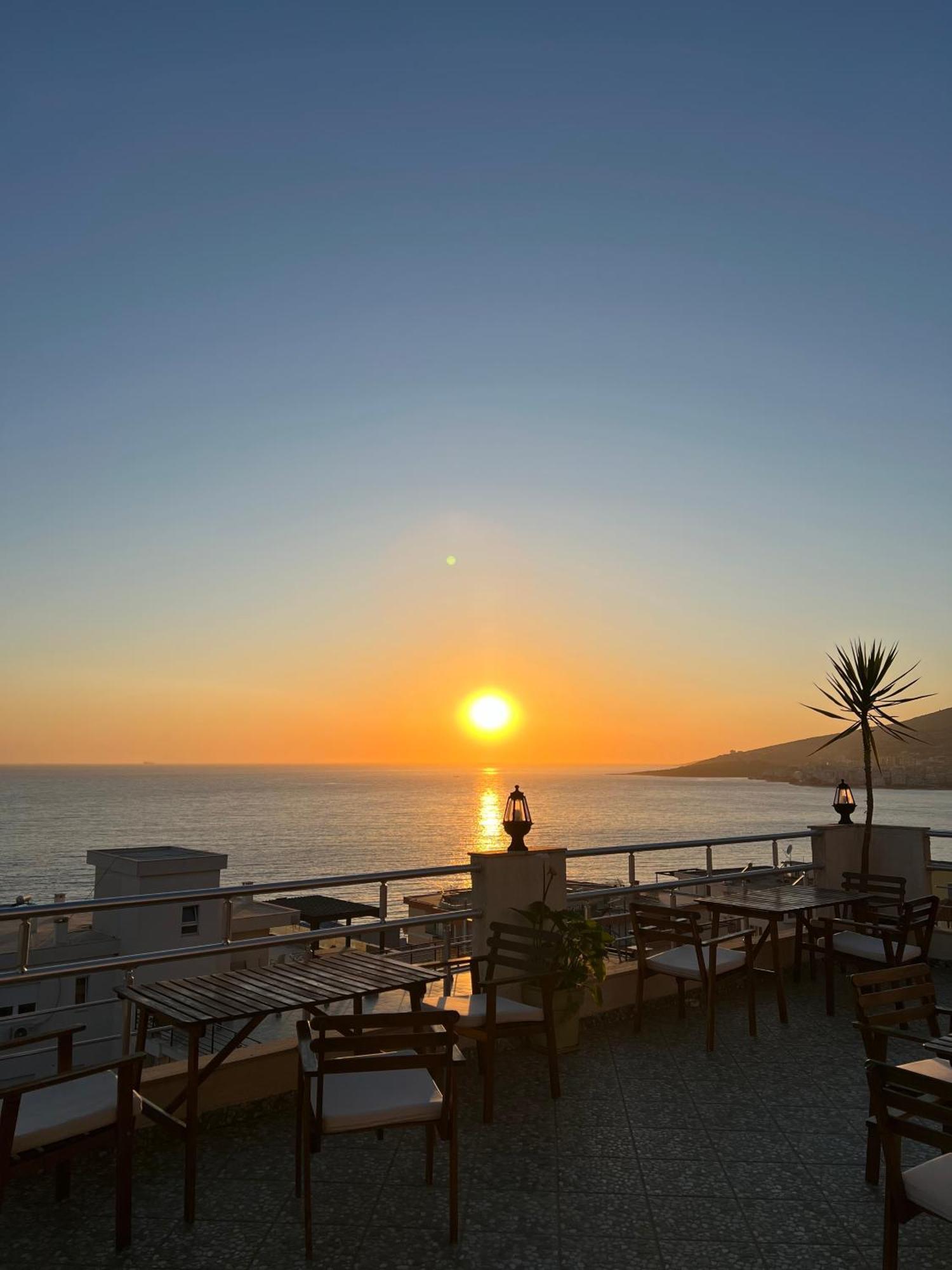 The First Hotel Saranda Exterior foto